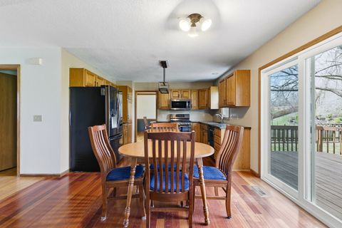 Tiny photo for 3606 Raleigh Avenue, Bettendorf, IA 52722 (MLS # 12606868)