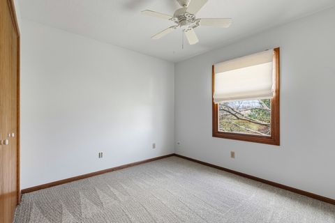 Tiny photo for 3606 Raleigh Avenue, Bettendorf, IA 52722 (MLS # 12606868)