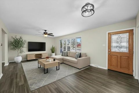 Tiny photo for 8939 Melvina Avenue, Oak Lawn, IL 60453 (MLS # 12587349)