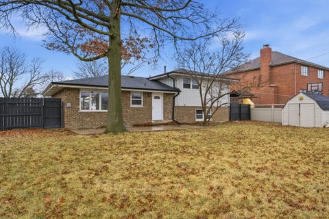 Tiny photo for 8939 Melvina Avenue, Oak Lawn, IL 60453 (MLS # 12587349)