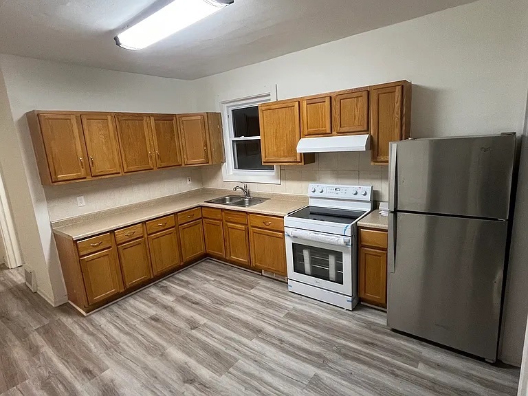 3938 N Christiana Avenue 2