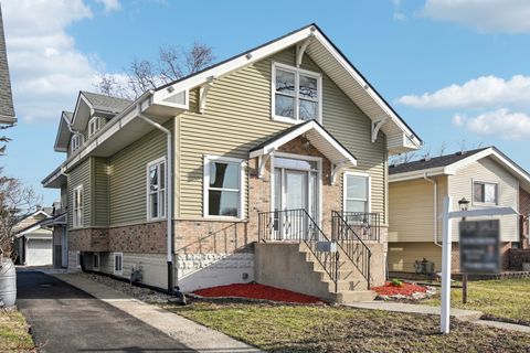 1106 Rose Avenue Des Plaines IL 60016