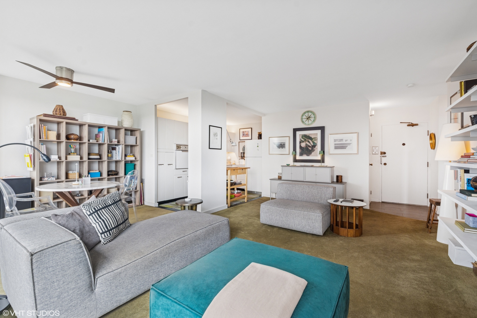 3900 N Lake Shore Drive 7C