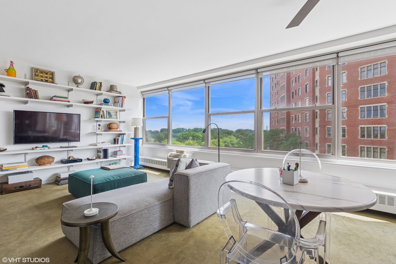 3900 N Lake Shore Drive 7C