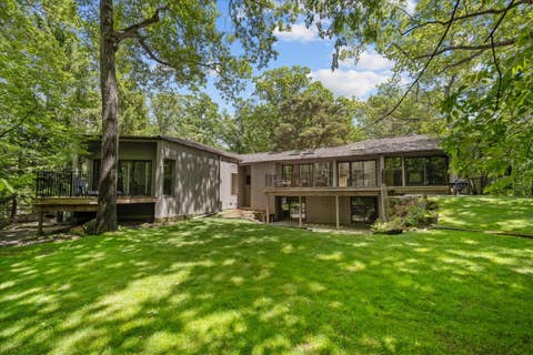 Tiny photo for 550 S Green Bay Road, Lake Forest, IL 60045 (MLS # 12741024)
