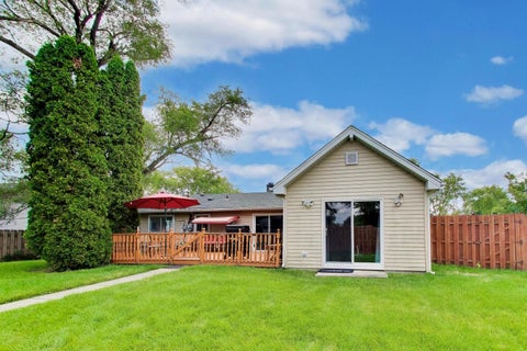 Tiny photo for 1300 Jefferson Road, Hoffman Estates, IL 60169 (MLS # 12753544)