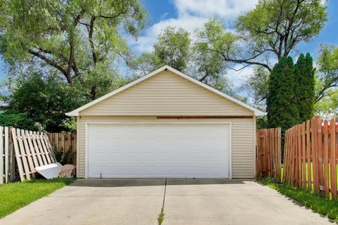 Tiny photo for 1300 Jefferson Road, Hoffman Estates, IL 60169 (MLS # 12753544)