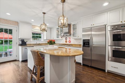 Tiny photo for 635 Green Briar Lane, Lake Forest, IL 60045 (MLS # 12658091)