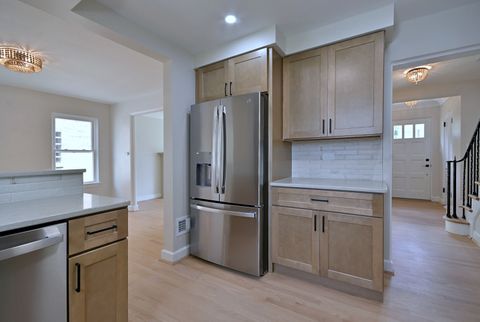 Tiny photo for 1728 N 76 Avenue, Elmwood Park, IL 60707 (MLS # 12685985)