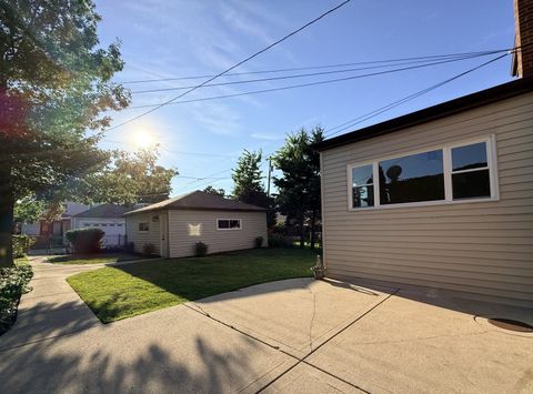 Tiny photo for 1728 N 76 Avenue, Elmwood Park, IL 60707 (MLS # 12685985)