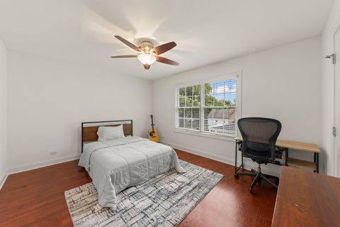 Tiny photo for 133 N Clinton Avenue, Elmhurst, IL 60126 (MLS # 12744694)