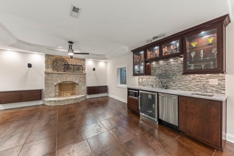 Tiny photo for 133 N Clinton Avenue, Elmhurst, IL 60126 (MLS # 12744694)