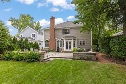 Tiny photo for 133 N Clinton Avenue, Elmhurst, IL 60126 (MLS # 12744694)