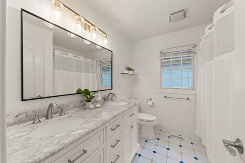 Tiny photo for 133 N Clinton Avenue, Elmhurst, IL 60126 (MLS # 12744694)