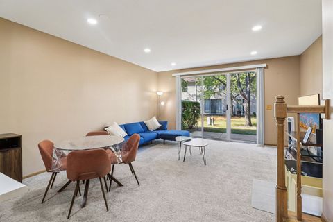 Tiny photo for 368 Glen Byrn Court, Schaumburg, IL 60194 (MLS # 12484634)