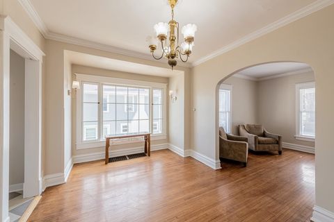 Tiny photo for 655 Glenwood Avenue, Joliet, IL 60435 (MLS # 12565351)