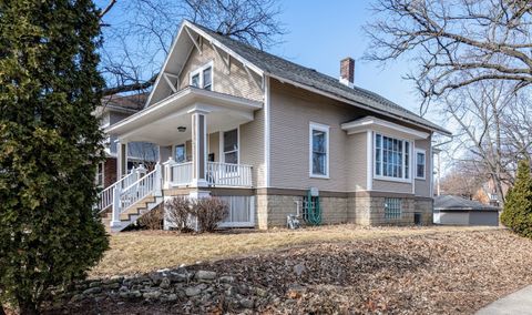 Tiny photo for 655 Glenwood Avenue, Joliet, IL 60435 (MLS # 12565351)