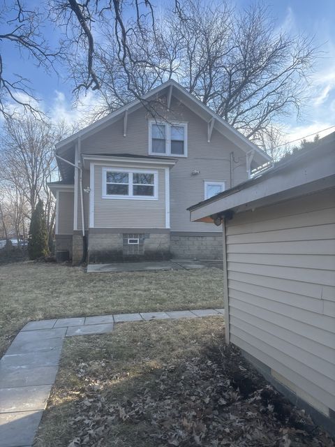 Tiny photo for 655 Glenwood Avenue, Joliet, IL 60435 (MLS # 12565351)