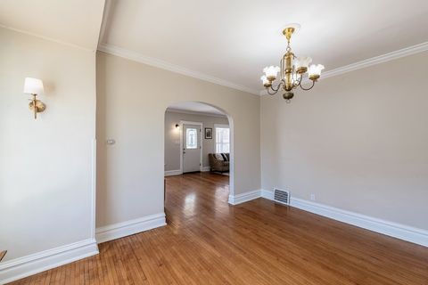 Tiny photo for 655 Glenwood Avenue, Joliet, IL 60435 (MLS # 12565351)