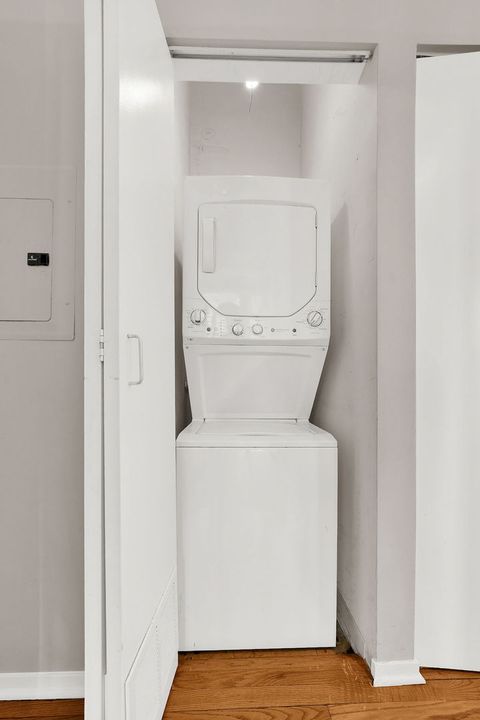 Tiny photo for 130 S Canal Street #401, Chicago, IL 60606 (MLS # 12570931)