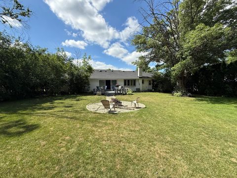 Tiny photo for 4 Yorkshire Drive, Lincolnshire, IL 60069 (MLS # 12600035)