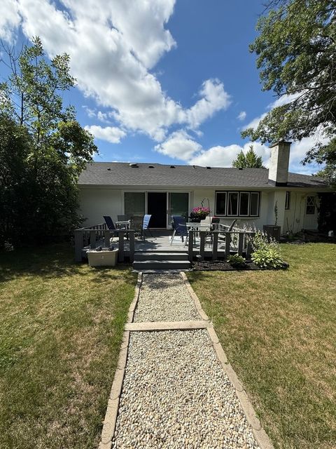 Tiny photo for 4 Yorkshire Drive, Lincolnshire, IL 60069 (MLS # 12600035)