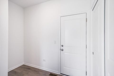 Tiny photo for 163 Piper Glen Avenue, Oswego, IL 60543 (MLS # 12493277)