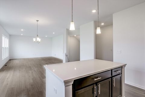 Tiny photo for 163 Piper Glen Avenue, Oswego, IL 60543 (MLS # 12493277)