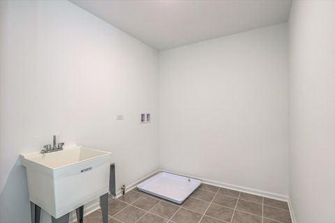 Tiny photo for 163 Piper Glen Avenue, Oswego, IL 60543 (MLS # 12493277)