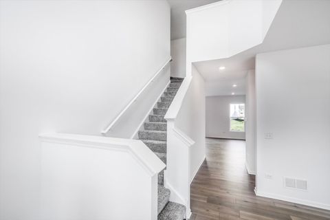 Tiny photo for 163 Piper Glen Avenue, Oswego, IL 60543 (MLS # 12493277)