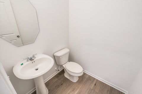 Tiny photo for 163 Piper Glen Avenue, Oswego, IL 60543 (MLS # 12493277)
