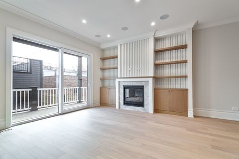 Tiny photo for 3723 N Oakley Avenue, Chicago, IL 60618 (MLS # 12541023)