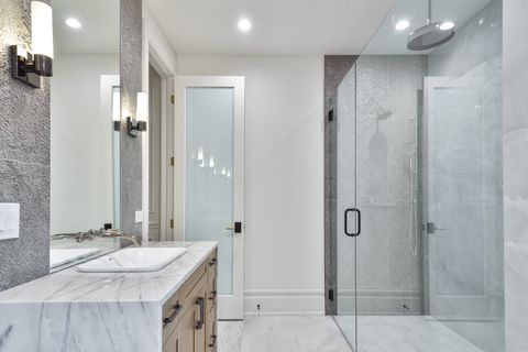 Tiny photo for 3723 N Oakley Avenue, Chicago, IL 60618 (MLS # 12541023)