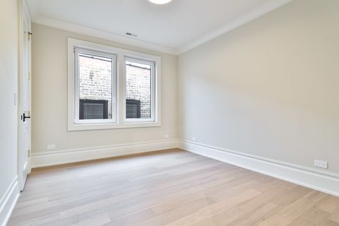 Tiny photo for 3723 N Oakley Avenue, Chicago, IL 60618 (MLS # 12541023)