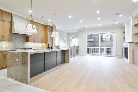 Tiny photo for 3723 N Oakley Avenue, Chicago, IL 60618 (MLS # 12541023)