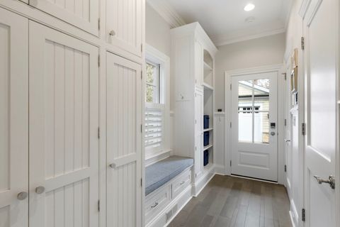 Tiny photo for 236 E NORTH Avenue, Lake Bluff, IL 60044 (MLS # 12583471)