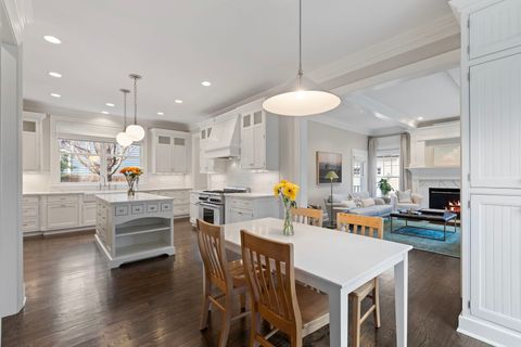 Tiny photo for 236 E NORTH Avenue, Lake Bluff, IL 60044 (MLS # 12583471)