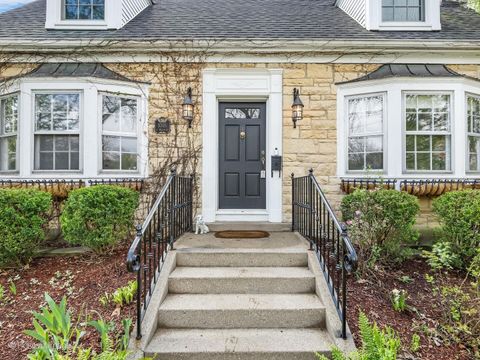 Tiny photo for 1001 S Brainard Avenue, La Grange, IL 60525 (MLS # 12610745)
