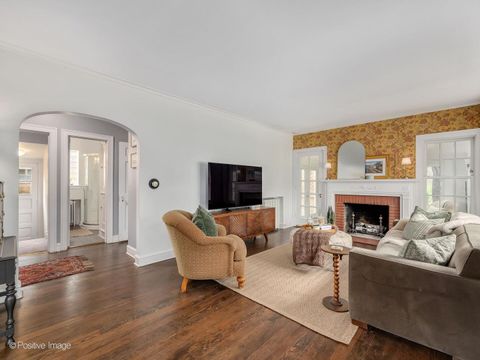 Tiny photo for 1001 S Brainard Avenue, La Grange, IL 60525 (MLS # 12610745)