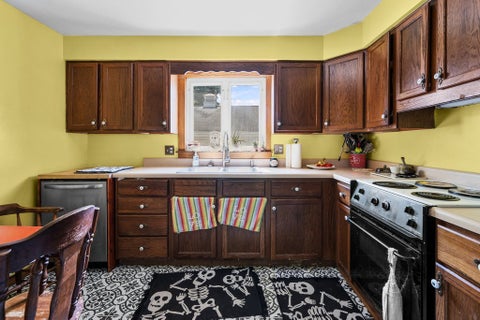 Tiny photo for 404 E Chestnut Street, Geneseo, IL 61254 (MLS # 12745627)