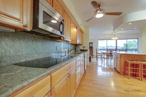 Tiny photo for 1671 Mission Hills Road, Northbrook, IL 60062 (MLS # 12509112)