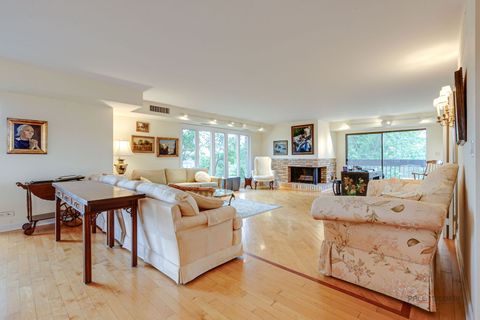 Tiny photo for 1671 Mission Hills Road, Northbrook, IL 60062 (MLS # 12509112)