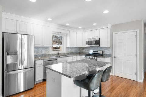 Tiny photo for 3 Brandywine Court, South Elgin, IL 60177 (MLS # 12529209)