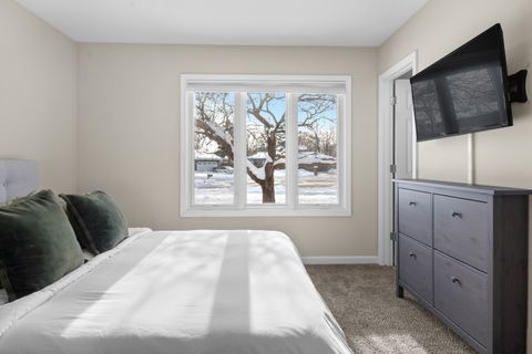 Tiny photo for 3 Brandywine Court, South Elgin, IL 60177 (MLS # 12529209)