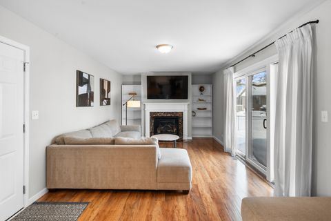 Tiny photo for 3 Brandywine Court, South Elgin, IL 60177 (MLS # 12529209)