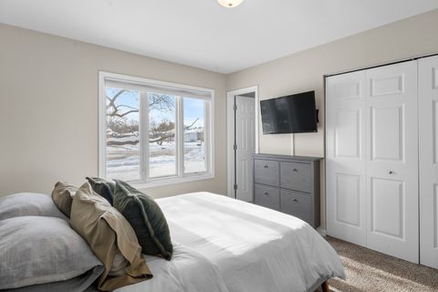 Tiny photo for 3 Brandywine Court, South Elgin, IL 60177 (MLS # 12529209)