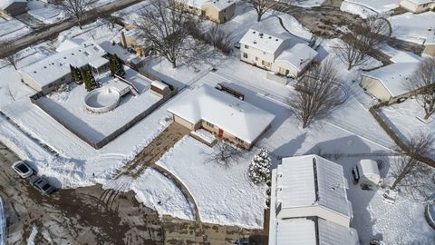 Tiny photo for 3 Brandywine Court, South Elgin, IL 60177 (MLS # 12529209)