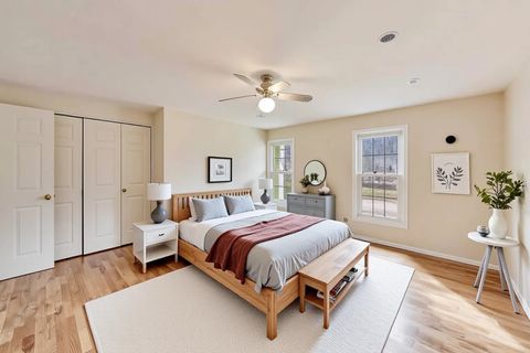 Tiny photo for 6 Robin Hood Court, Lincolnshire, IL 60069 (MLS # 12479041)