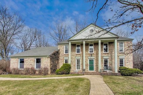 Photo of 6 Robin Hood Court, Lincolnshire, IL 60069 (MLS # 12479041)