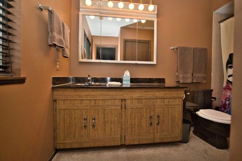 Tiny photo for 5405 Burwood Road, Oakwood Hills, IL 60013 (MLS # 12630045)